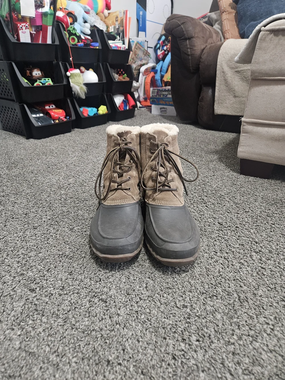 Sperry Men’s 10.5 Waterproof Duck Boots Brown Fur Lined Winter Boots
